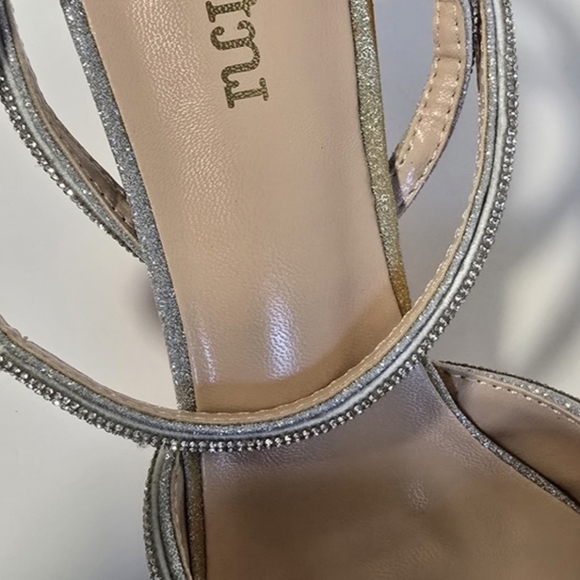 Elegant Silver Rhinestones and White Women's Heels - Picture 15 of 17